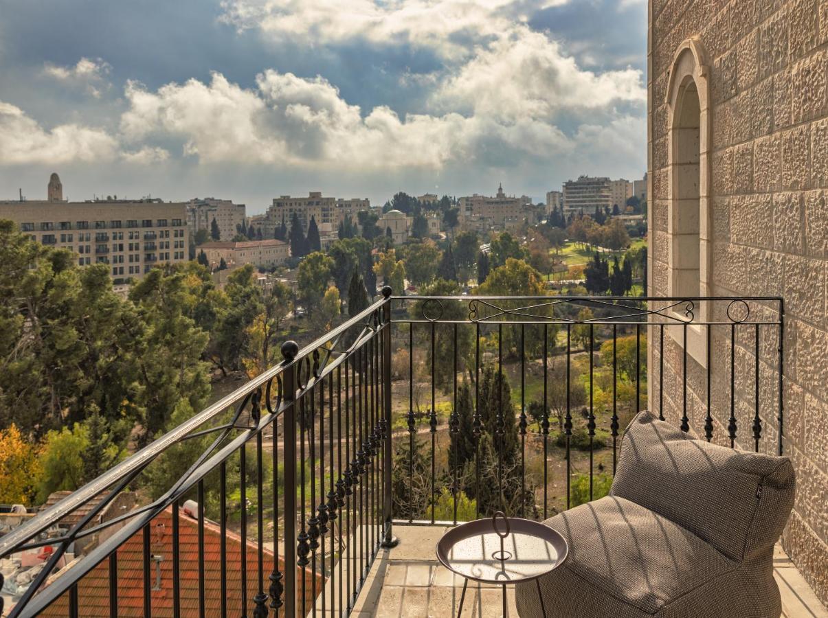 Brown Jlm Mamilla, A Member Of Brown Hotels Jerusalem Exterior photo